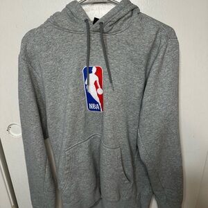 NIKE SB x NBA Men Size Medium / Logo Gray Pullover Hoodies basketball